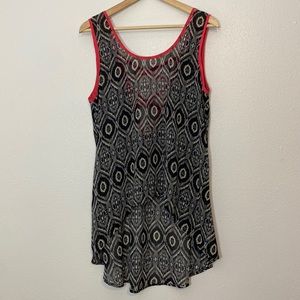 Studio Y Sheer patterned boho hi-low tank top sized medium